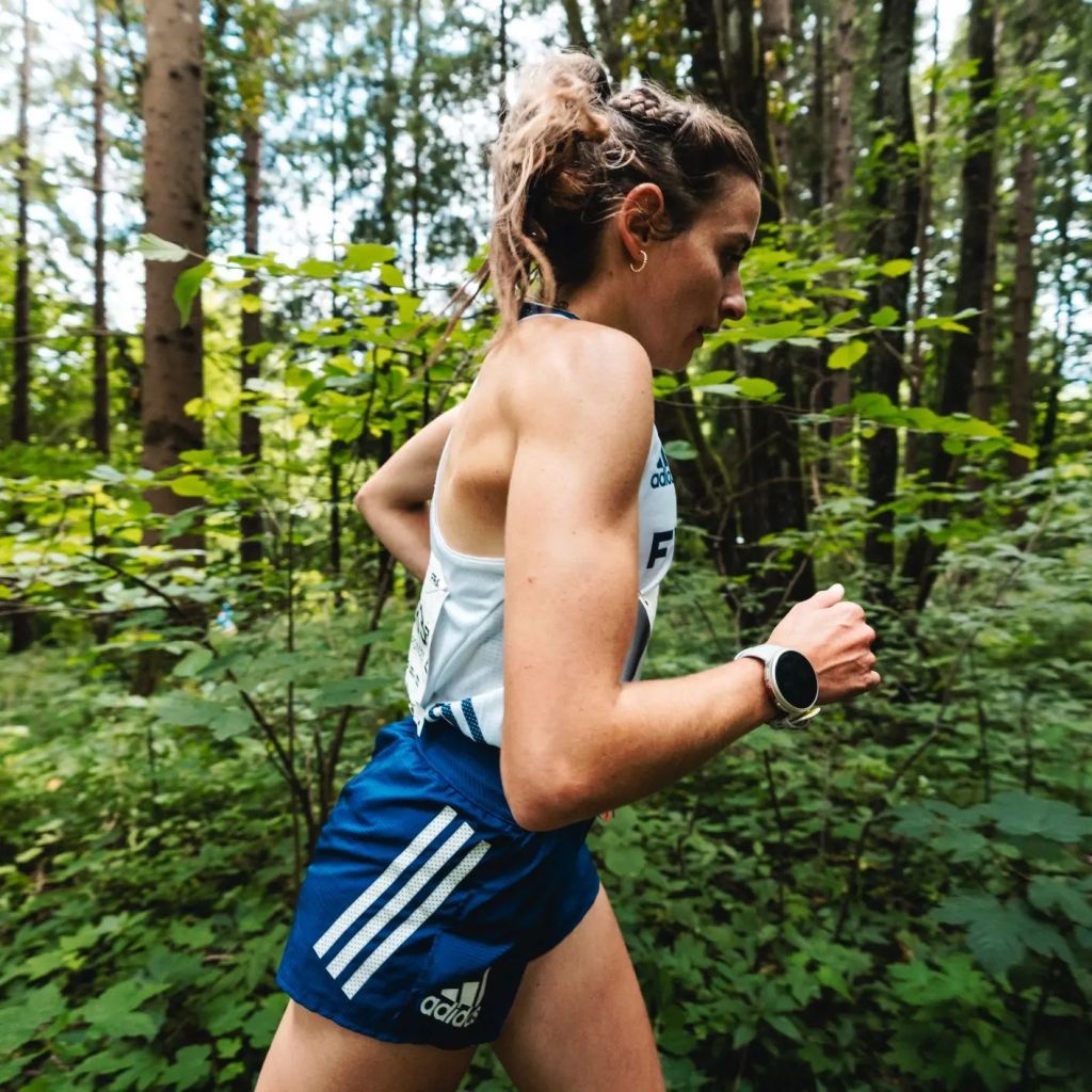 &laquo;&nbsp;Elise Poncet : entre rigueur et nouvelles aventures, les pages de la saison trail 2024&nbsp;&raquo;
